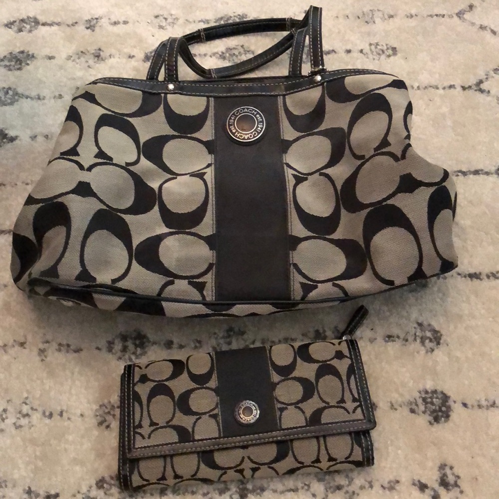 Large Coach Purse with Wallet